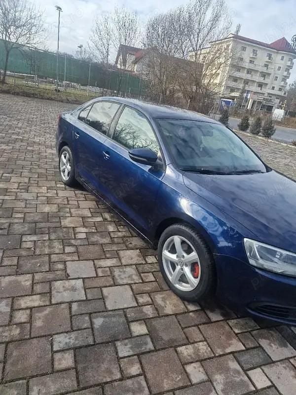 Second-hand VW Jetta 140 CP (102 kW) 2012 Berlinǎ