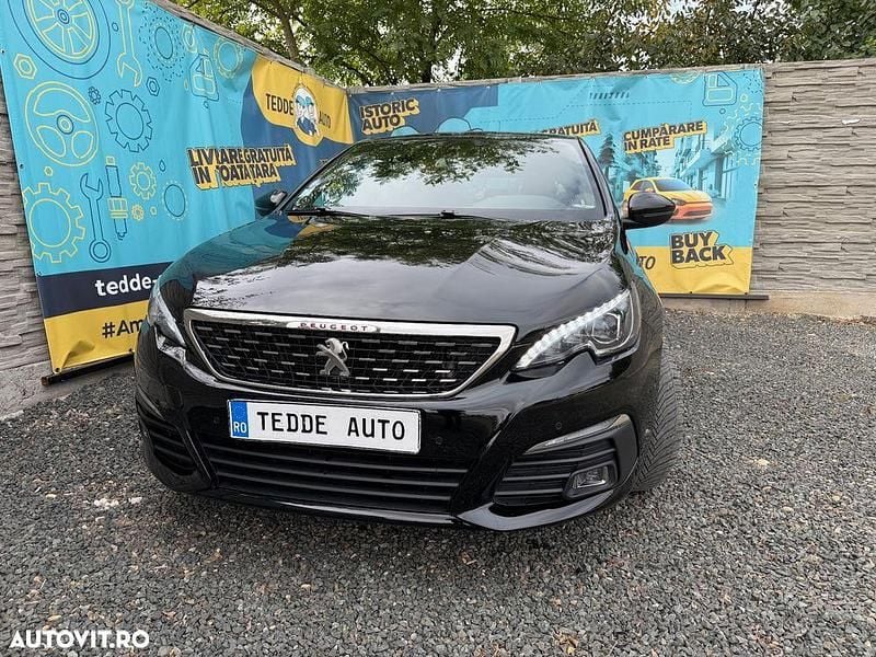 Culoarenegru Utilizat 2017 Peugeot 308 GT-line Hatchback | 8.900 EUR (Puțin scump) - Imagine 1/4