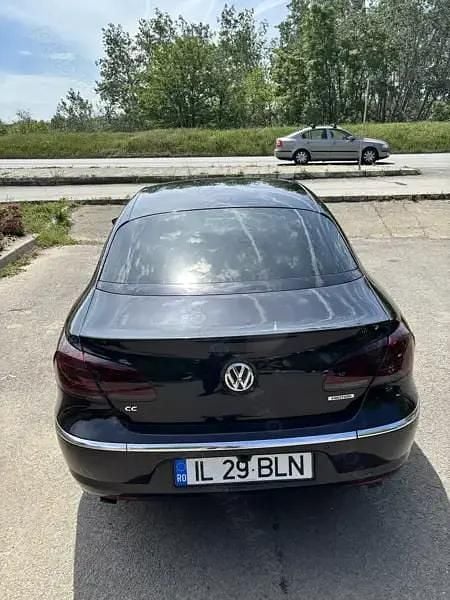 Second-hand VW Passat 177 CP (130 kW) 2013 Negru Berlinǎ