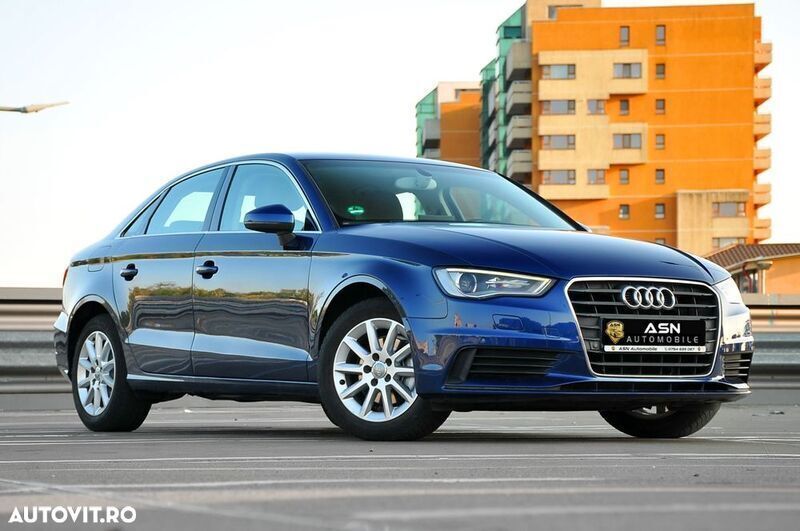 Albastru Utilizat 2014 Audi A3 Ambiente Berlinǎ | 12.900 EUR (Puțin scump) - Imagine 1/4