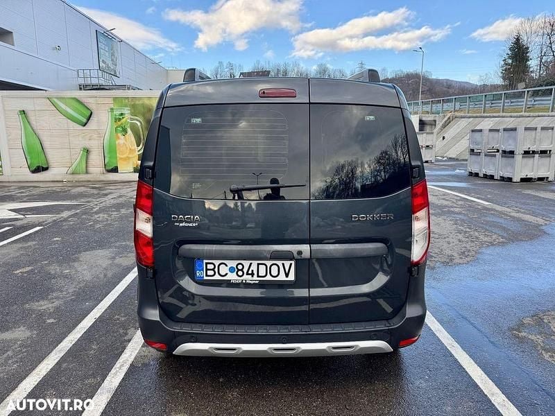 Second-hand Dacia Dokker Stepway 115 CP (84 kW) 2017 Culoaregri Monovolum