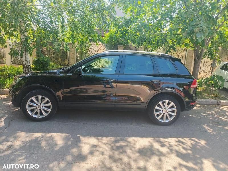 Negru Utilizat 2011 VW Touareg SUV | 12.000 EUR (Preț bun) - Imagine 1/4