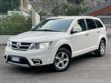 Utilizat 2015 Fiat Freemont SUV | 9.000 EUR - Imagine 1/4