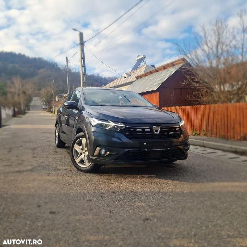 Culoarenegru Utilizat 2021 Dacia Sandero Comfort | 8.200 EUR (Preț bun) - Imagine 1/4
