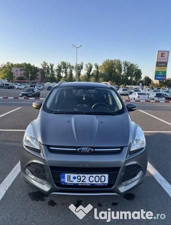 Gri Utilizat 2013 Ford Kuga SUV | 7.499 EUR (Preț OK) - Imagine 1/4