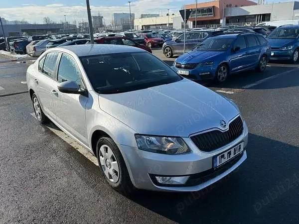 Second-hand Skoda Octavia Ambition 110 CP (80 kW) 2016 Argintiu Hatchback