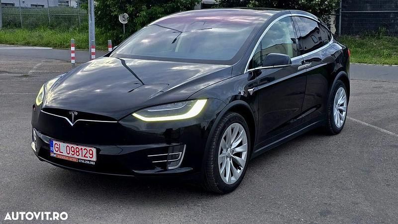 Culoarenegru Utilizat 2017 Tesla Model X SUV | 29.950 EUR - Imagine 1/4
