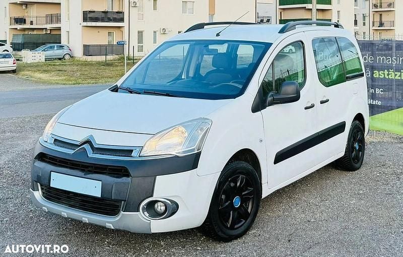 Culoarealb Utilizat 2014 Citroën Berlingo Monovolum | 3.600 EUR (Super Preț) - Imagine 1/4