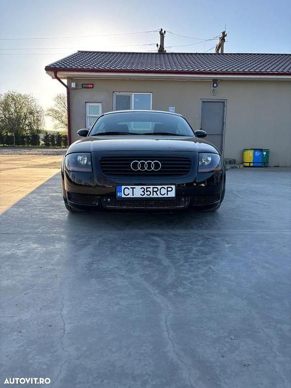 Negru Utilizat 2001 Audi TT Roadster Cabrio | 10.000 EUR - Imagine 1/4