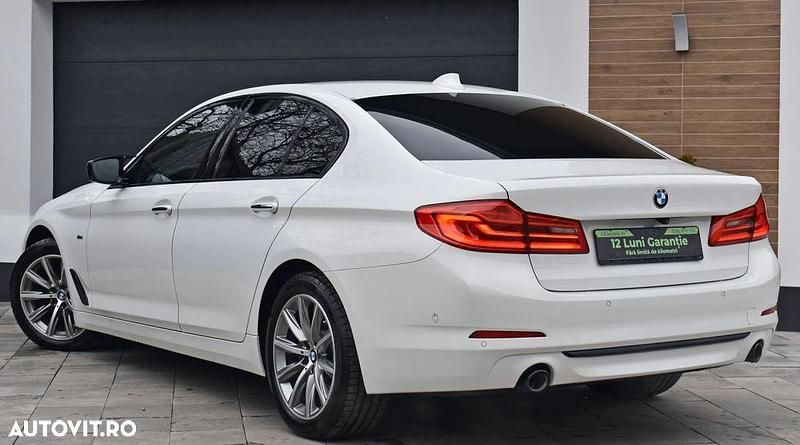 Second-hand BMW 520 Sport Line 190 CP (139 kW) 2017 Culoarealb Berlinǎ