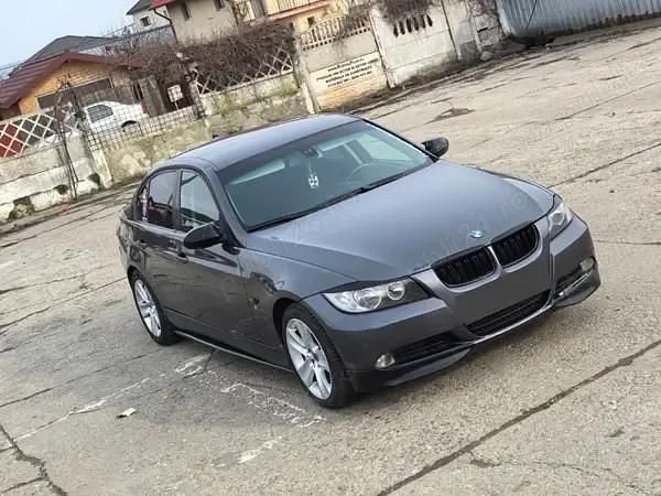 Second-hand BMW 320 163 CP (119 kW) 2007 Berlinǎ