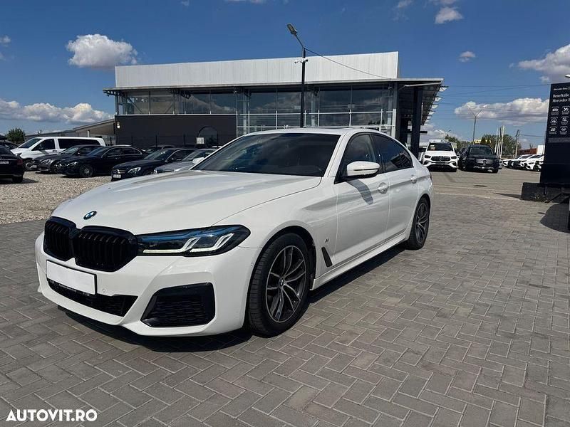 Culoarealb Utilizat 2021 BMW 530 Berlinǎ | 41.800 EUR (Puțin scump) - Imagine 1/4