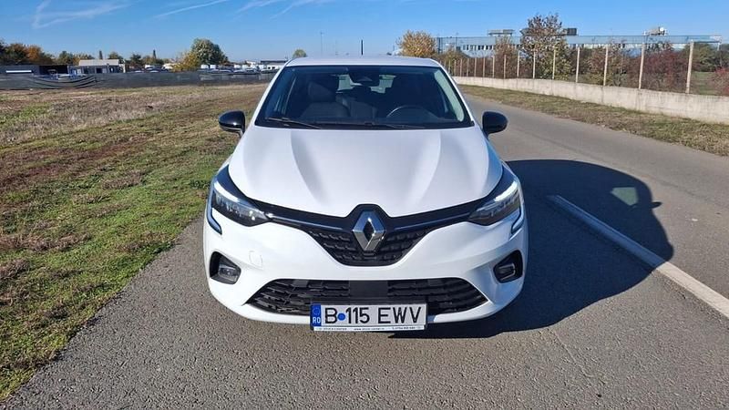 Second-hand Renault Clio V 145 CP (106 kW) 2022 Hatchback