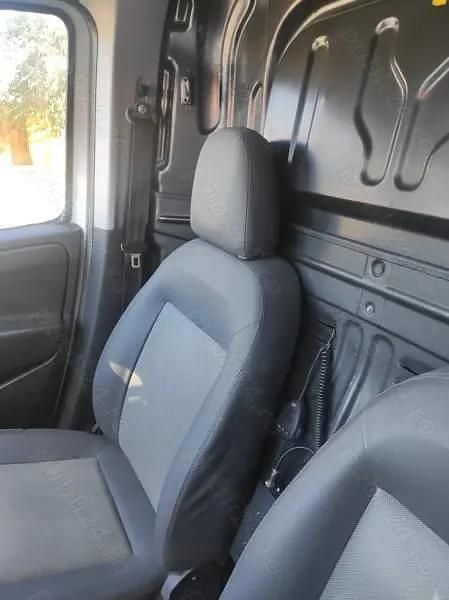 Second-hand Opel Combo 66 CP (48 kW) 2014 Monovolum