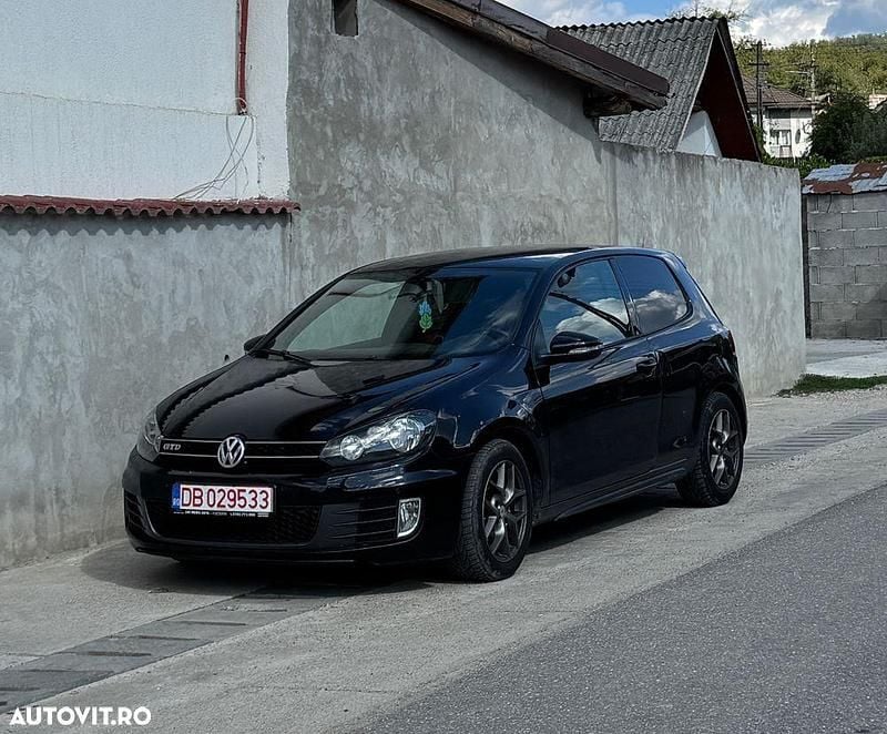 Culoarenegru Utilizat 2012 VW Golf VI GTD Coupe | 7.300 EUR (Preț OK) - Imagine 1/4