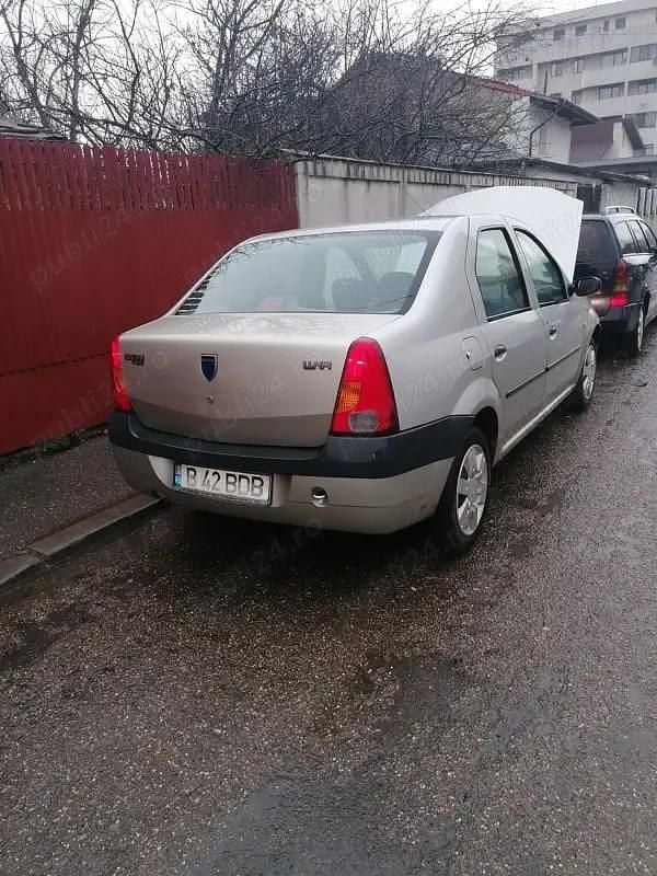Second-hand Dacia Logan 75 CP (55 kW) 2005 Gri Berlinǎ