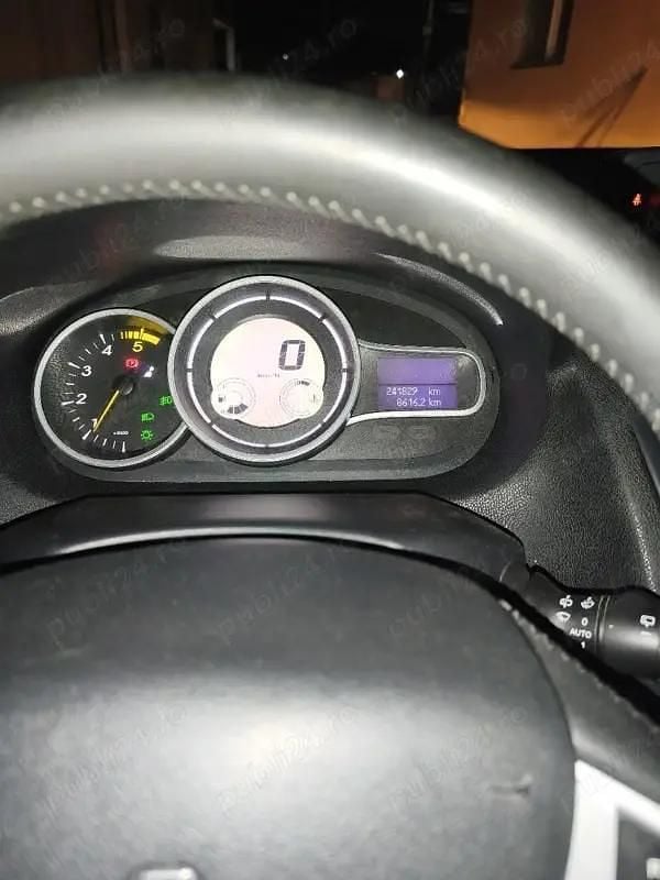 Second-hand Renault Mégane III 110 CP (80 kW) 2011 Hatchback