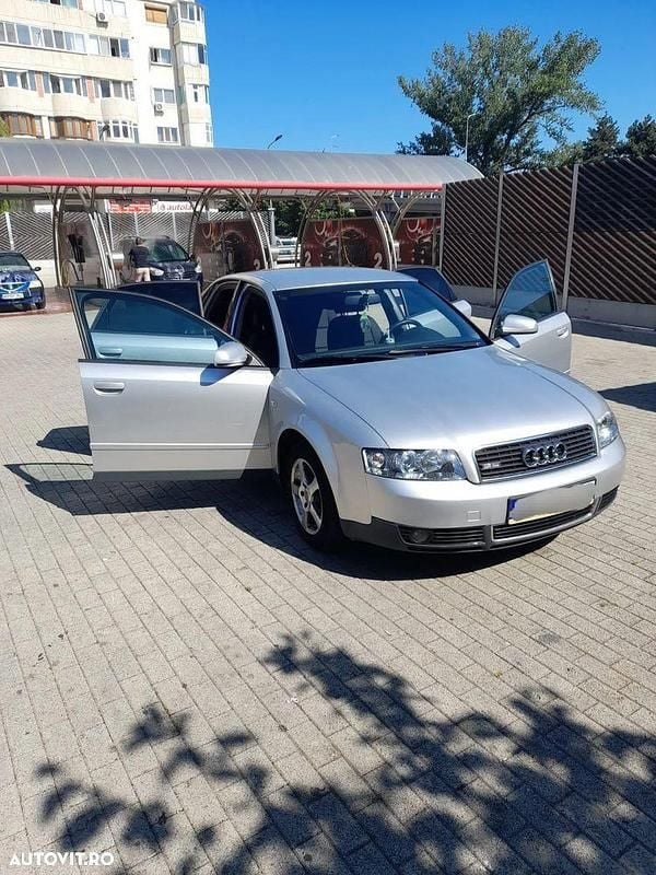 Culoaregri Utilizat 2001 Audi A4 Berlinǎ | 1.800 EUR (Preț OK) - Imagine 1/4