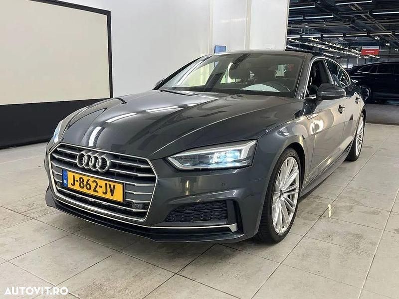 Culoarenegru Utilizat 2020 Audi A5 Coupe | 25.500 EUR (Preț OK) - Imagine 1/4