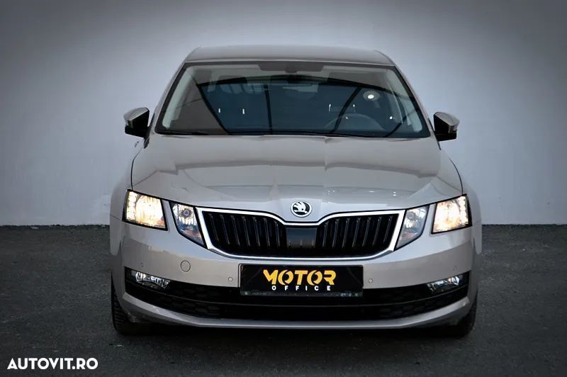 Second-hand Skoda Octavia Style 149 CP (109 kW) 2017 Gri Berlinǎ