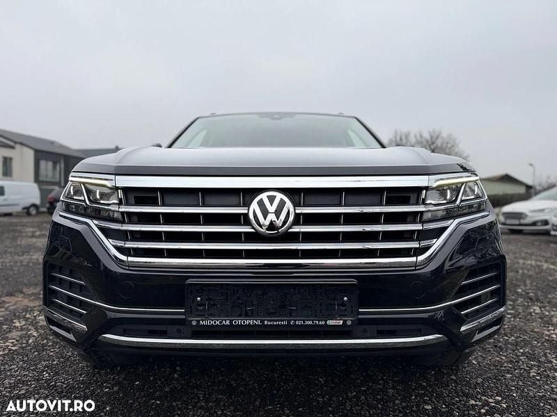 Second-hand VW Touareg Elegance 286 CP (210 kW) 2020 Culoarenegru SUV