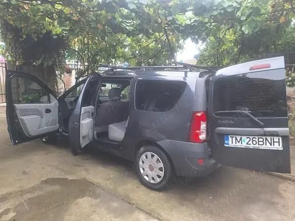 Utilizat 2008 Dacia Logan MCV Break | 1.700 EUR (Preț bun) - Imagine 1/4