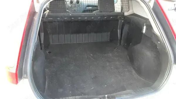 Second-hand Ford Fiesta 100 CP (73 kW) 2009 Alb Hatchback