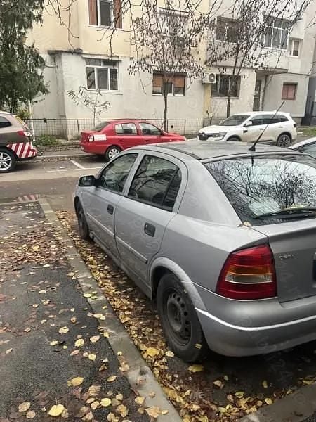 Utilizat 2000 Opel Astra Berlinǎ | 1.000 EUR (Super Preț) - Imagine 1/3
