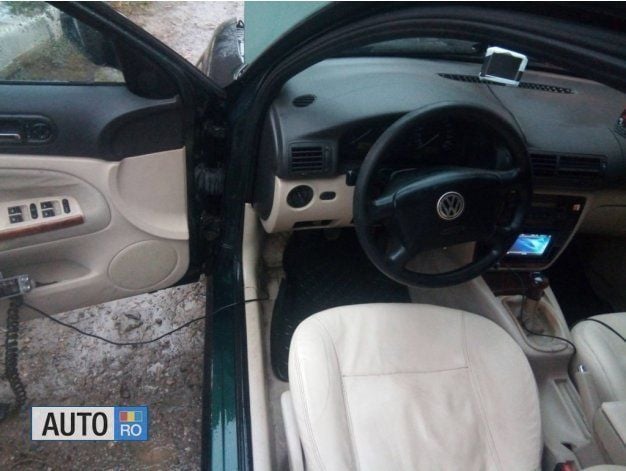Verde Utilizat 2000 VW Passat Berlinǎ | 2.800 EUR - Imagine 1/4
