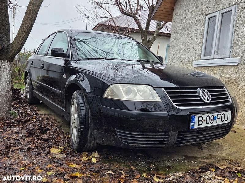 Second-hand VW Passat Trendline 101 CP (74 kW) 2001 Culoarenegru Berlinǎ