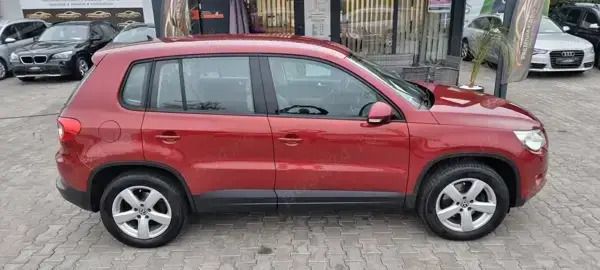 Utilizat 2010 VW Tiguan SUV | 8.300 EUR (Preț OK) - Imagine 1/4
