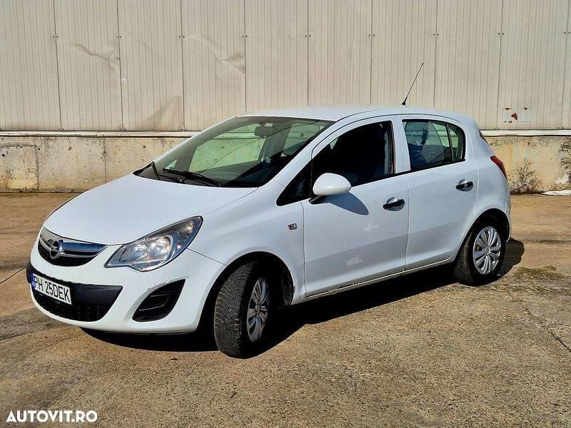 Second-hand Opel Corsa Selection 75 CP (55 kW) 2012 Culoarealb Hatchback
