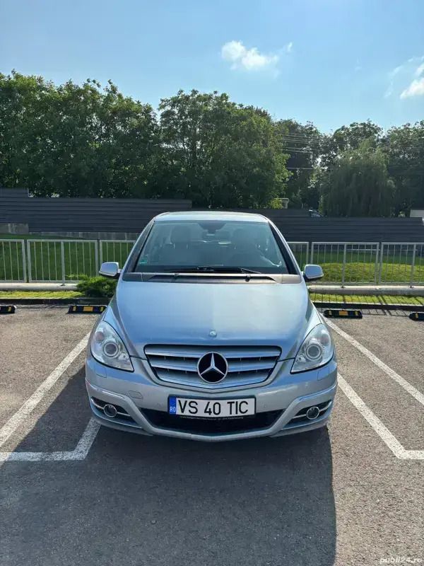 Utilizat 2008 Mercedes B200 Monovolum | 3.900 EUR - Imagine 1/4
