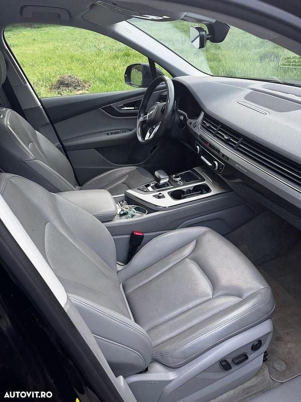 Second-hand Audi Q7 286 CP (210 kW) 2017 Culoarenegru SUV