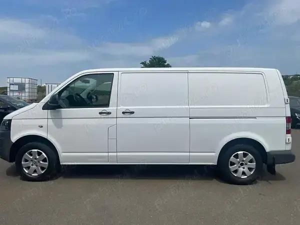 Alb Utilizat 2012 VW T5 Van | 6.600 EUR - Imagine 1/4