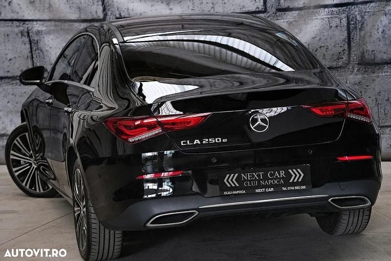 Second-hand Mercedes CLA250e 218 CP (160 kW) 2022 Culoarenegru Berlinǎ