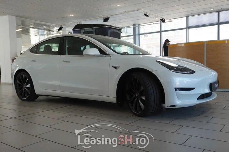 Alb Utilizat 2020 Tesla Model 3 Berlinǎ | 34.500 EUR (Scump) - Imagine 1/4