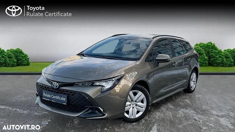 Second-hand Toyota Corolla Business Edition 140 CP (102 kW) 2023 Culoareverde Break