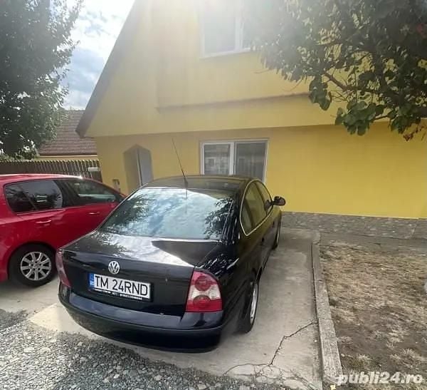 Utilizat 2005 VW Passat Berlinǎ | 1.800 EUR (Preț bun) - Imagine 1/4