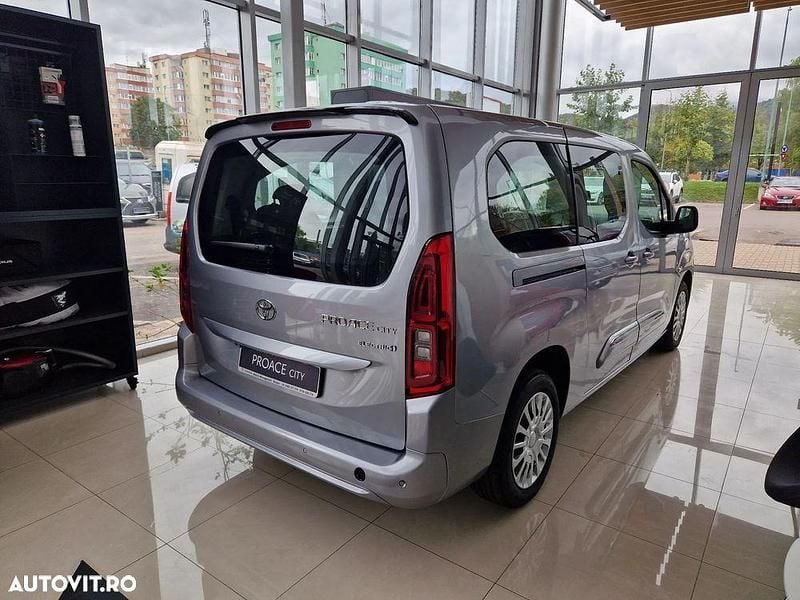 Second-hand Toyota Proace Verso City 100 kW (136 CP) 2024 Gri Break