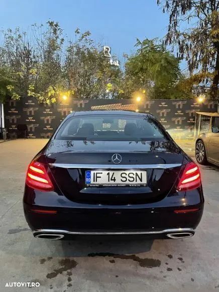 Second-hand Mercedes E200 184 CP (135 kW) 2017 Albastru Berlinǎ