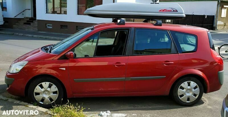 Rosu Utilizat 2006 Renault Grand Scénic II Monovolum | 2.300 EUR - Imagine 1/4