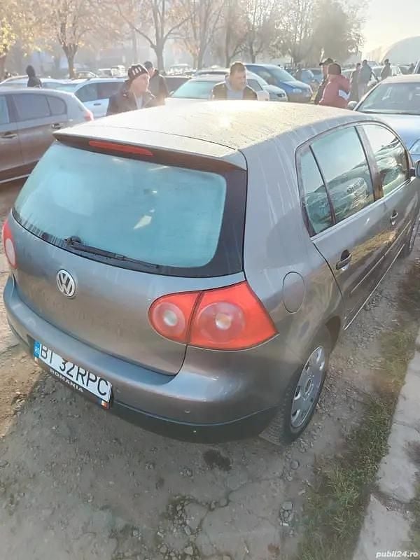 Second-hand VW Golf IV 105 CP (77 kW) 2005 Berlinǎ