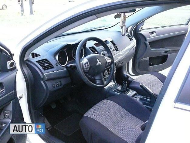 Second-hand Mitsubishi Lancer 180 CP (132 kW) 2012 Alb Hatchback