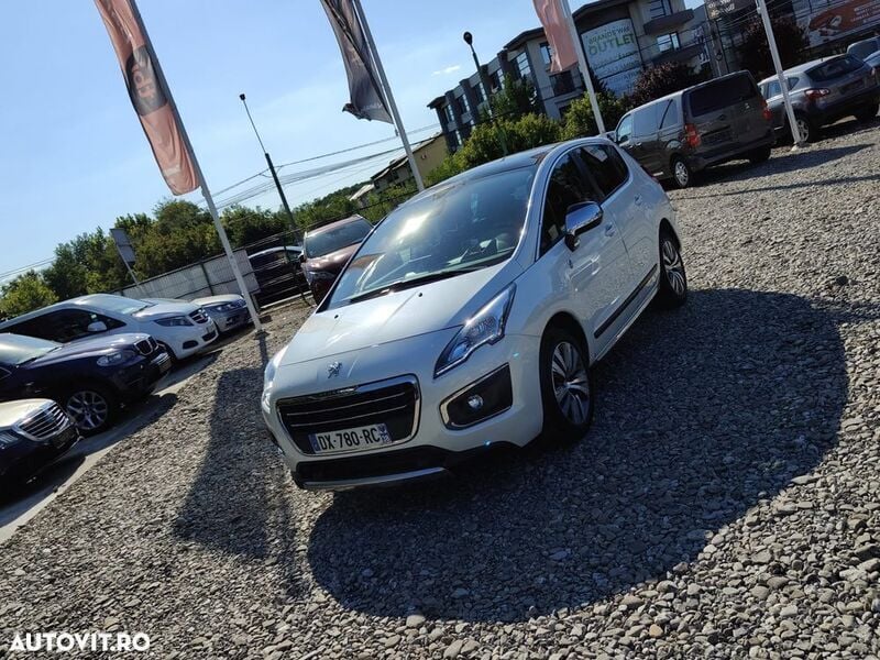 Alb Utilizat 2016 Peugeot 3008 Crossway Hatchback | 7.999 EUR - Imagine 1/4