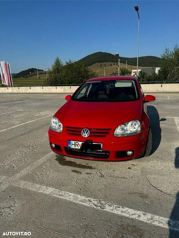 Second-hand VW Golf VI United 140 CP (102 kW) 2008 Culoarerosu Hatchback