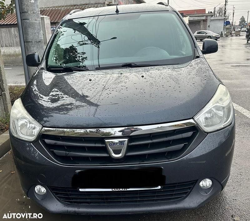 Culoaregri Second-hand 2012 Dacia Lodgy Monovolum | 5.500 EUR (Scump) - Imagine 1/4