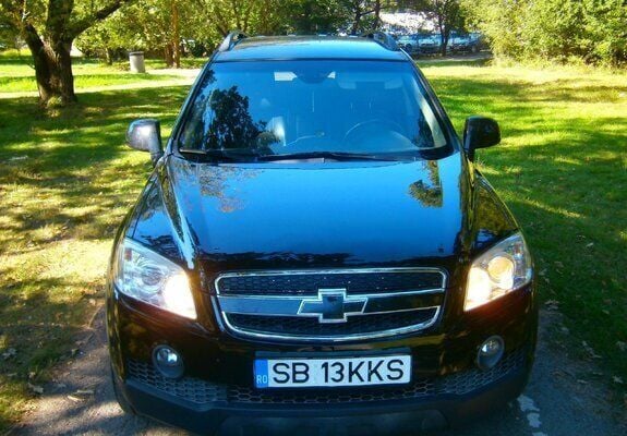 Second-hand Chevrolet Captiva 116 CP (85 kW) 2009 Negru SUV