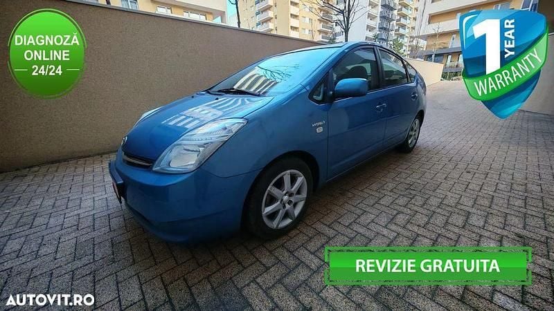 Second-hand Toyota Prius 113 CP (83 kW) 2006 Culoarealbastru Hatchback
