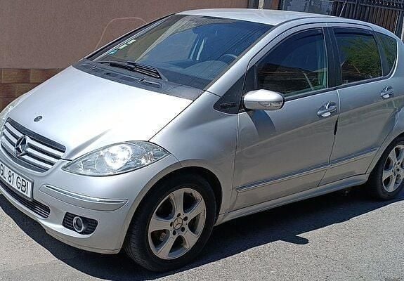 Second-hand Mercedes 190 108 CP (79 kW) 2005 Gri Berlinǎ